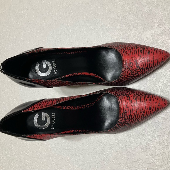 Guess Felisity Women’s Leather Red Black Heels/Stiletto 8M - Picture 6 of 8